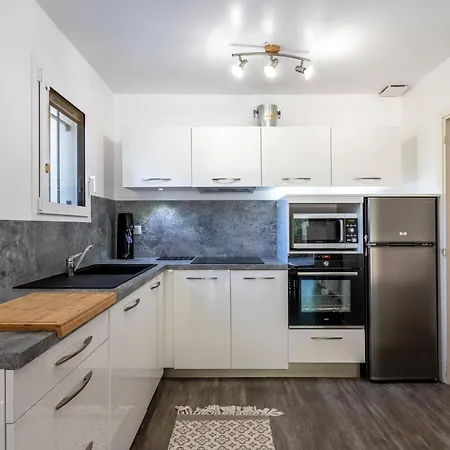 Апартаменты Parcs Du Lavandou-9 By Interhome *