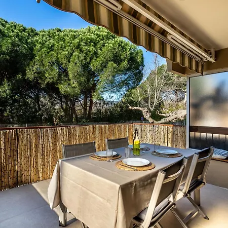 Апартаменты Parcs Du Lavandou-9 By Interhome