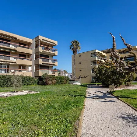 Parcs Du Lavandou-9 By Interhome Apartment
