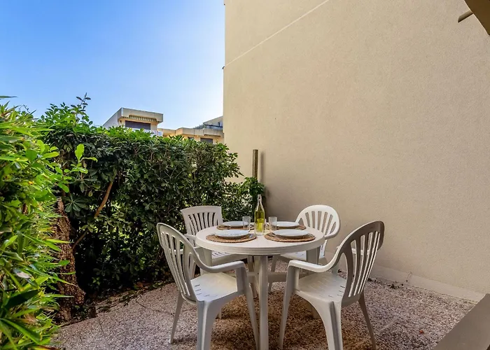 Lägenhet Parcs Du Lavandou-9 By Interhome